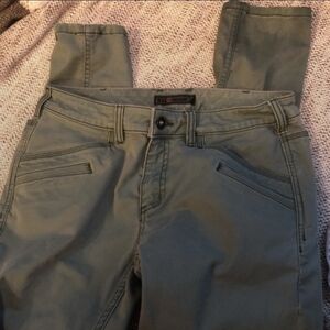 5.11 Tactical Woman's Defender Flex Slim Pants Jeans EUC
